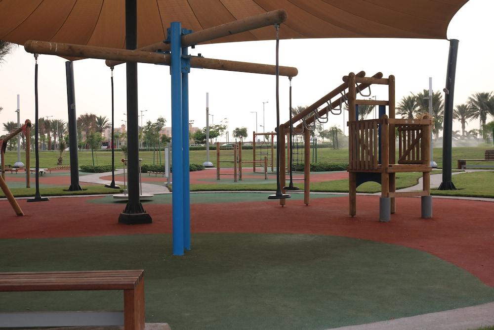 Bay La Sun Hotel And Marina - Emaar King Abdullah Economic City Exterior photo Al-Ghazal Park