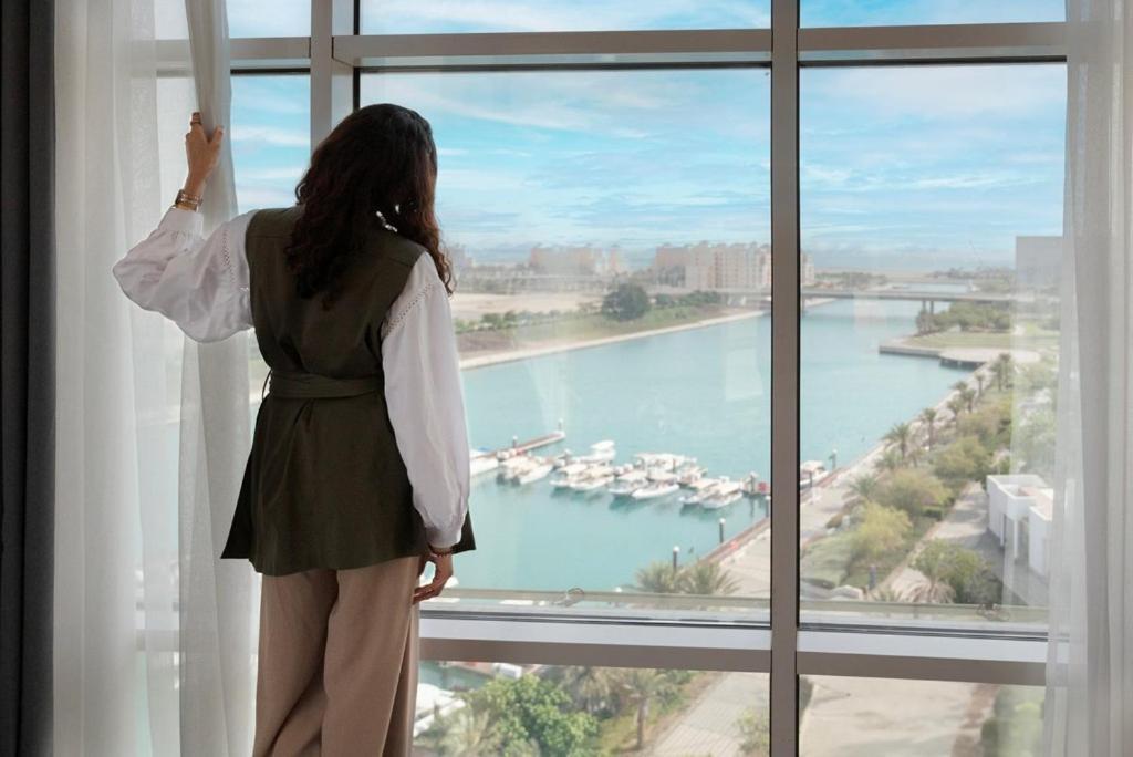 Bay La Sun Hotel And Marina - Emaar King Abdullah Economic City Exterior photo View of the Marina from a suite